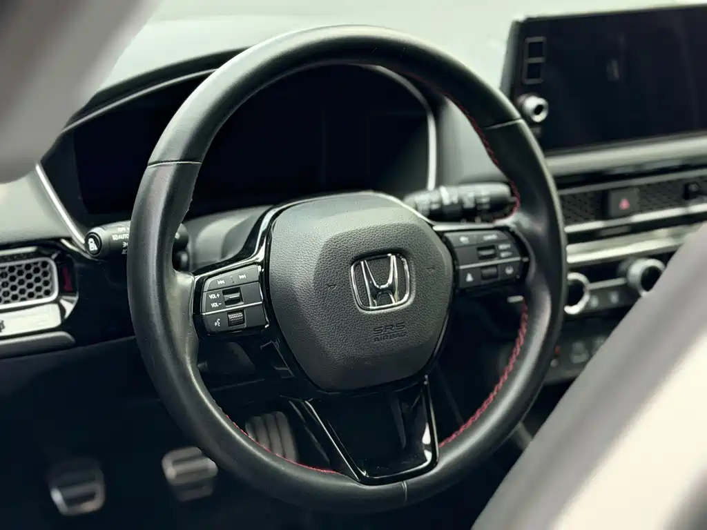 Honda Civic 2023 — фото 10