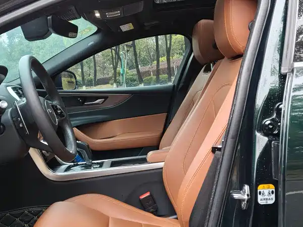 Jaguar XEL 2022