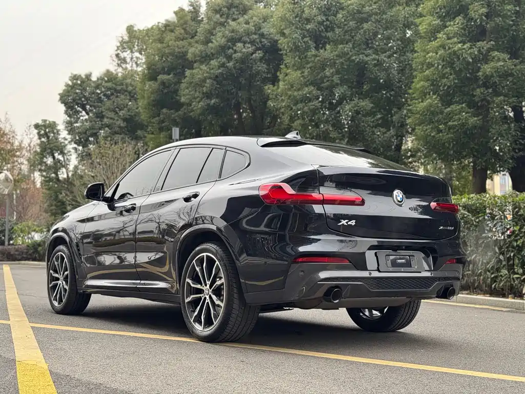 BMW X4 2021 — фото 13