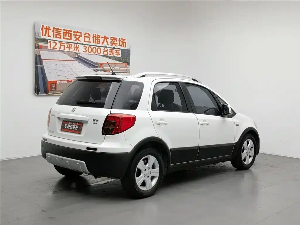 Suzuki SX4 2014 — фото 2