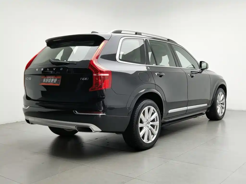 Volvo XC90 2018 — фото 2