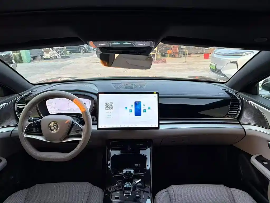 BYD Han 2025