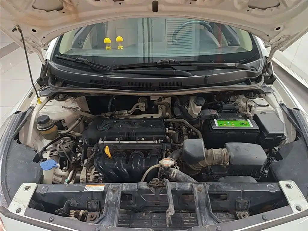 Hyundai Verna 2016 — фото 20
