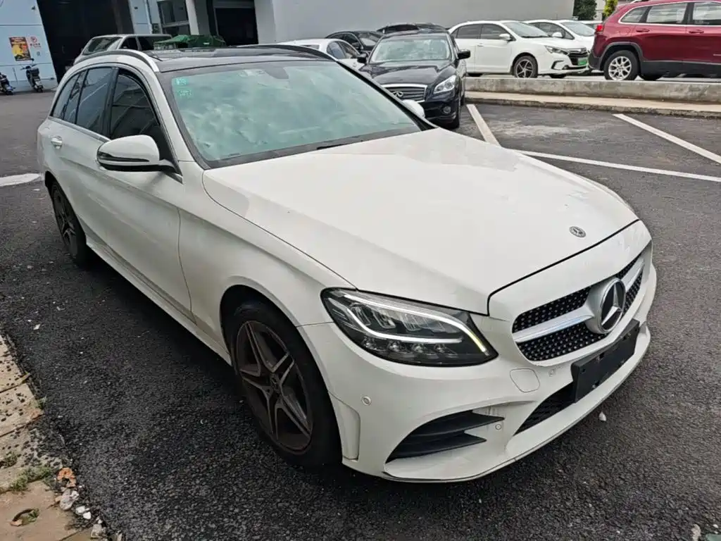 Mercedes-Benz C-Class 2019