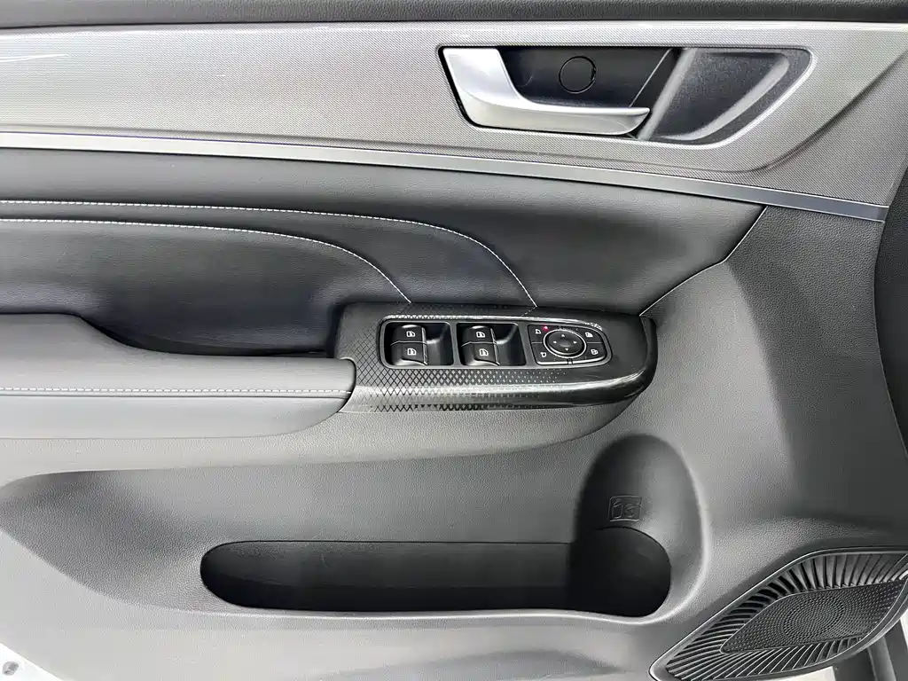 Haval M6 2023 — фото 8