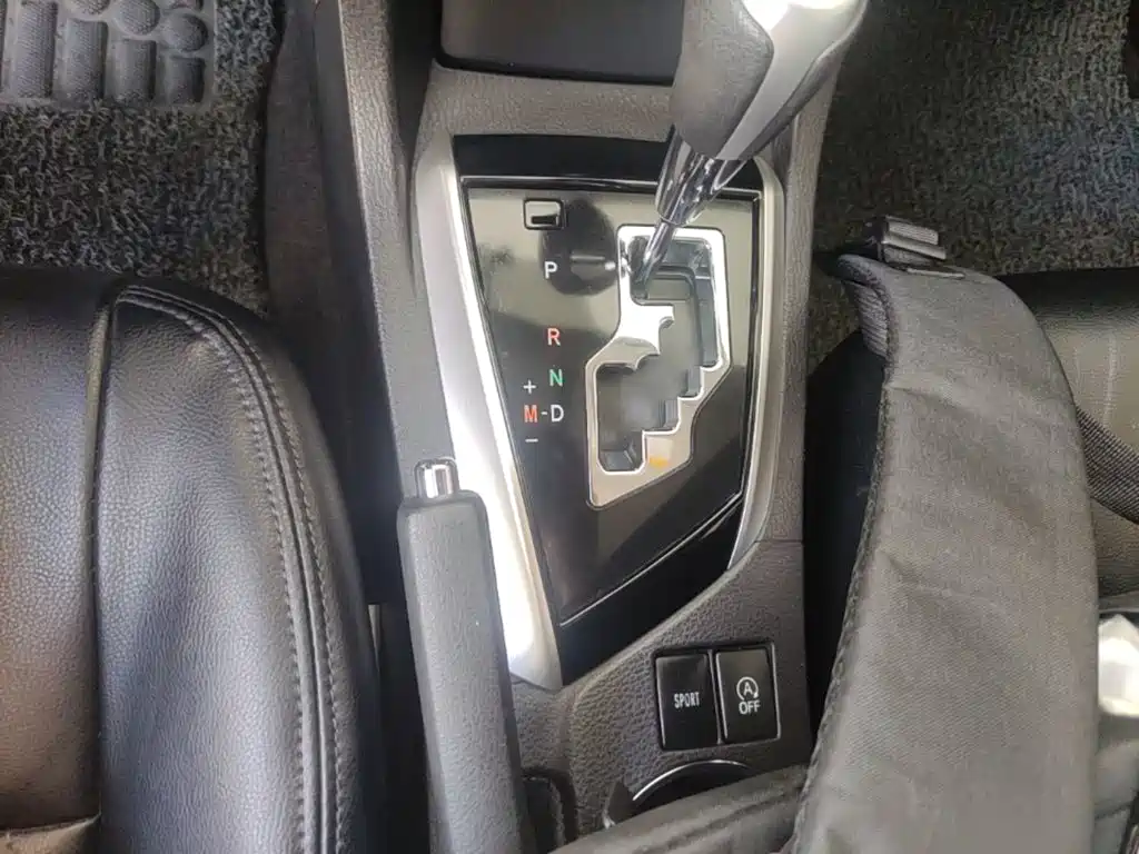 Toyota Corolla 2019 — фото 14