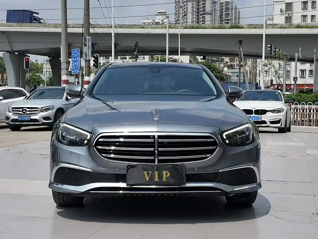 Mercedes-Benz E-Class 2022 — фото 2