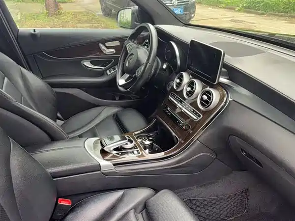 Mercedes-Benz GLC 2016