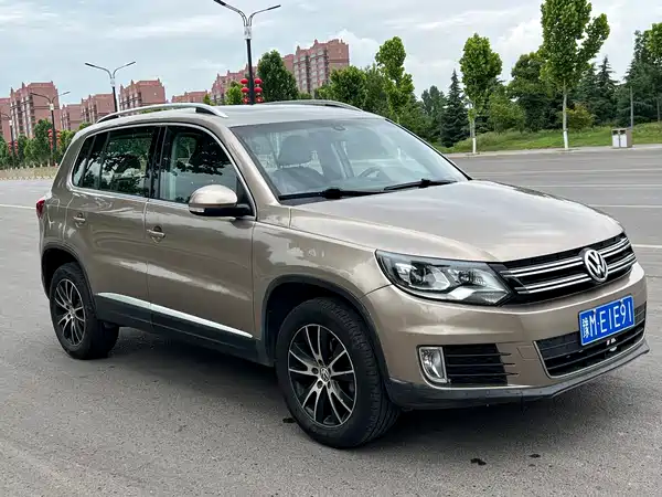 Volkswagen Tiguan 2015