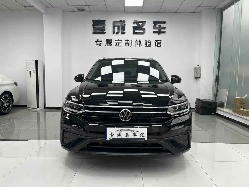 Volkswagen Tiguan L 2025 — фото 2