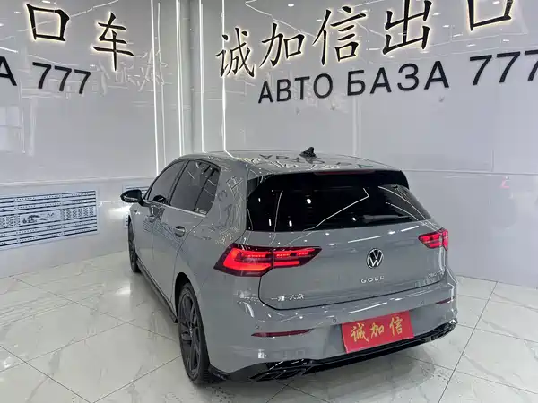 Volkswagen Golf 2022