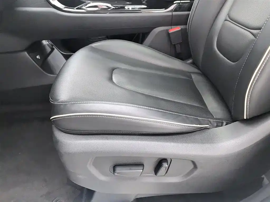 Hyundai Custo 2023 — фото 20