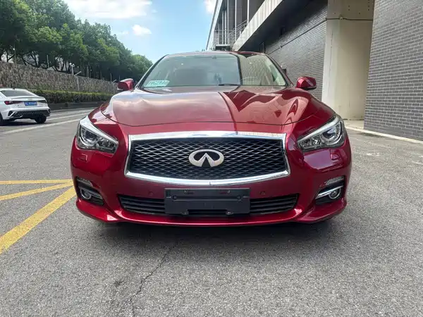 Infiniti Q50L 2017
