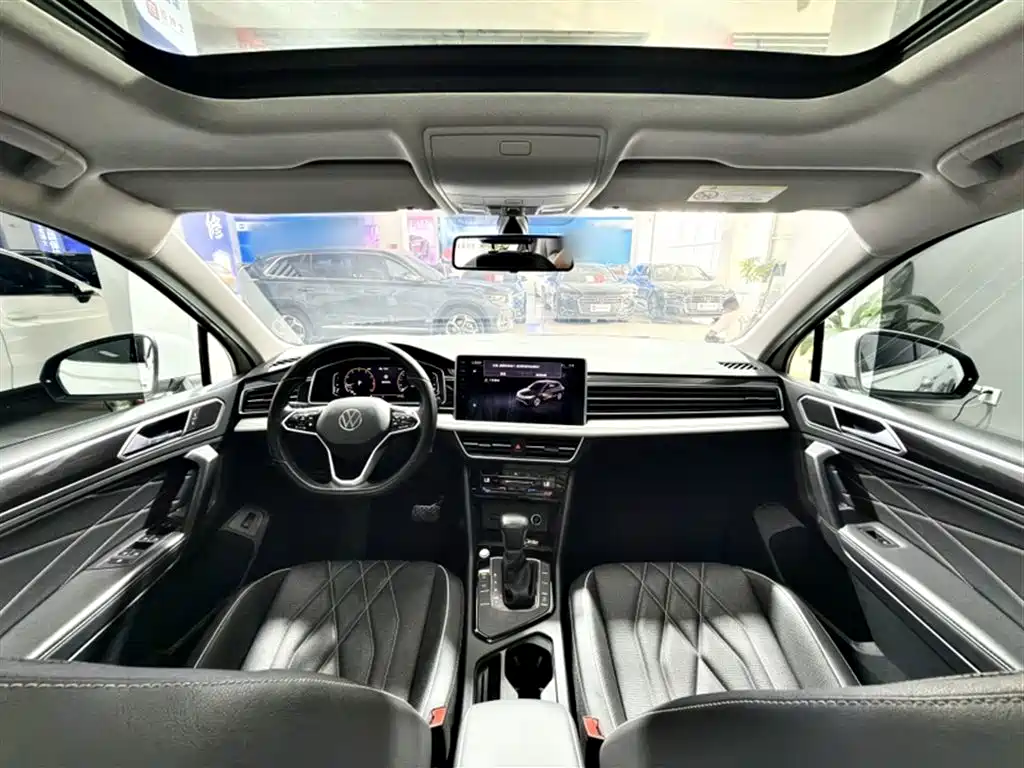 Volkswagen Tiguan L 2021 — фото 6