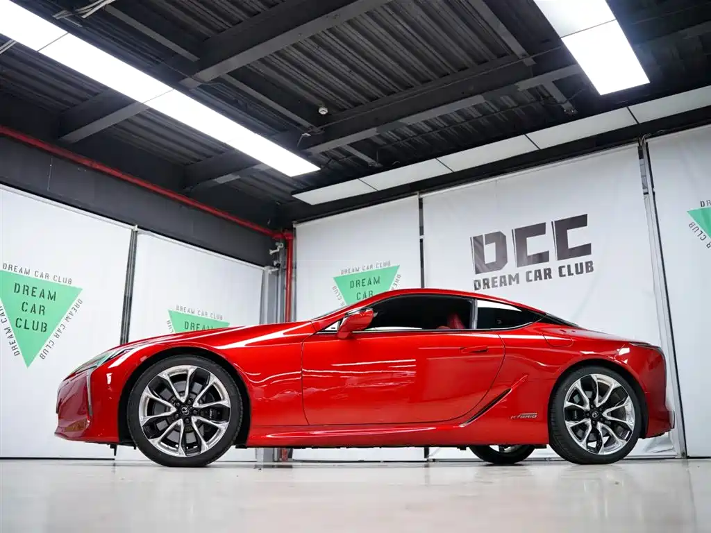 Lexus LC 2022 — фото 16