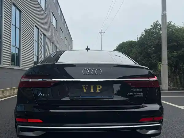 Audi A6L 2025