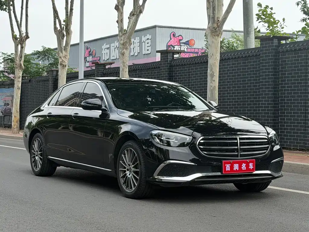 Mercedes-Benz E-Class 2023 — фото 2