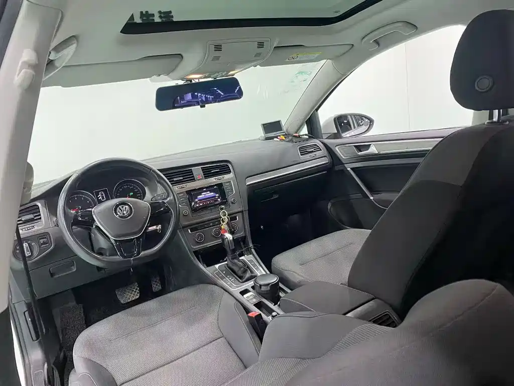 Volkswagen Golf 2016