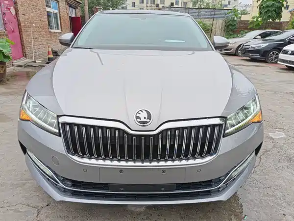Skoda Superb 2020