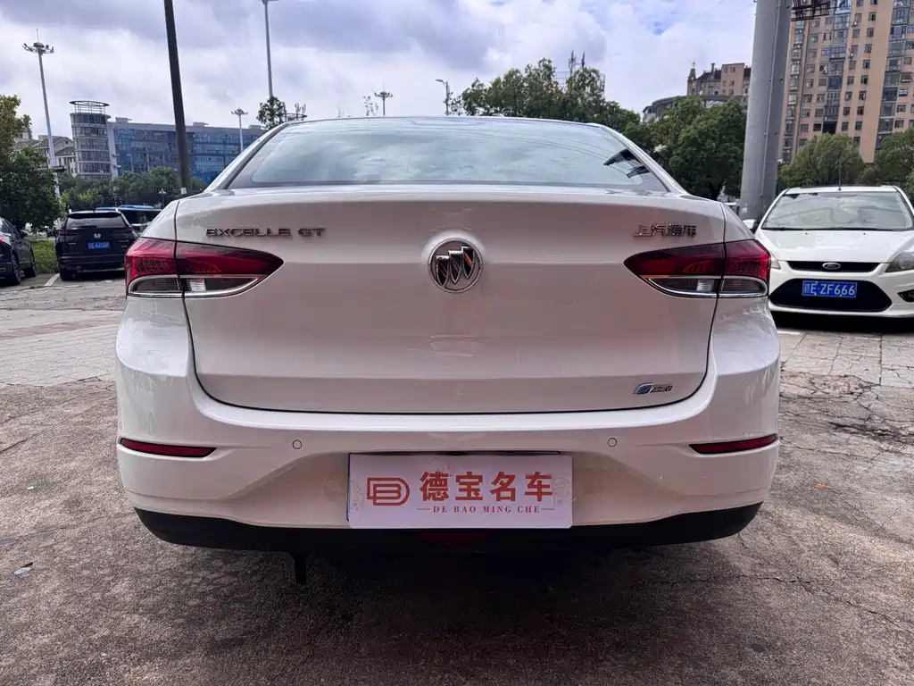 Buick Excelle GT 2022 — фото 12