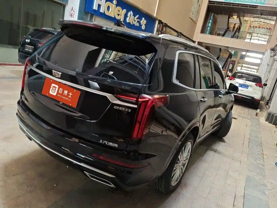 Cadillac XT6 2021 — фото 17