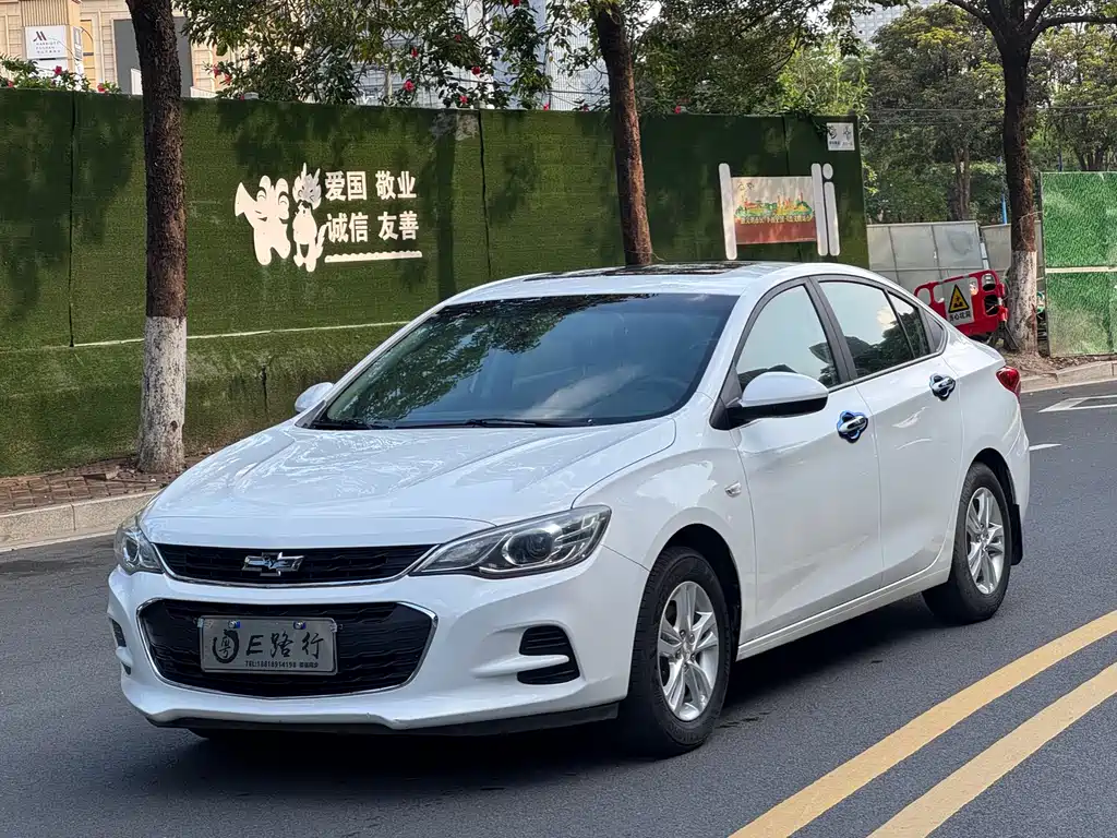 Chevrolet Cavalier 2018 — фото 1