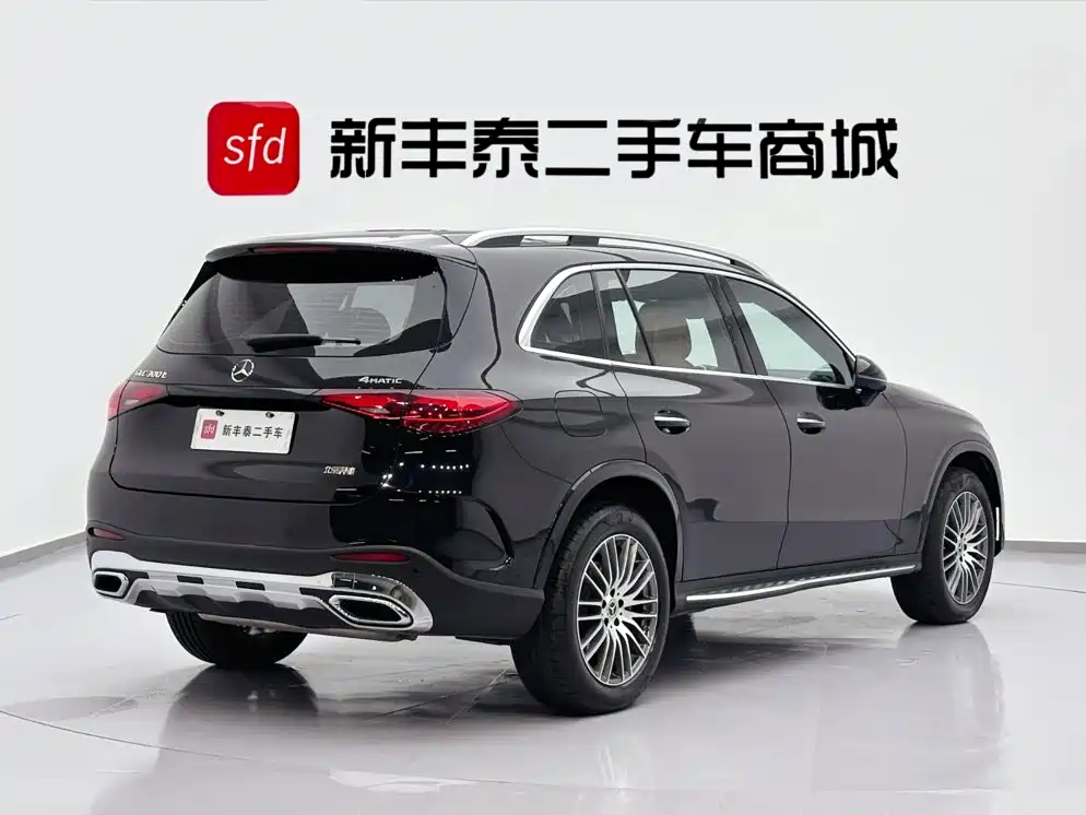 Mercedes-Benz GLC 2025