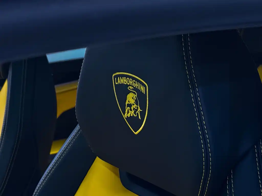 Lamborghini Urus 2019 — фото 16