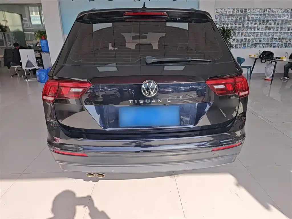 Volkswagen Tiguan L 2020 — фото 4