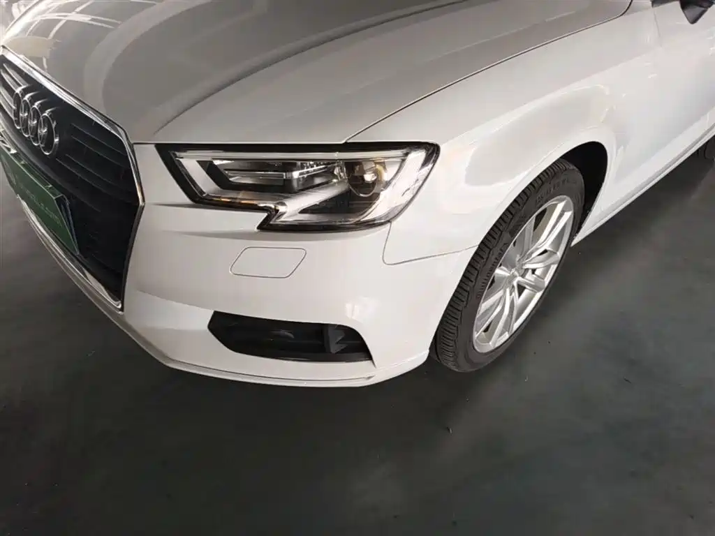 Audi A3 2018 — фото 24