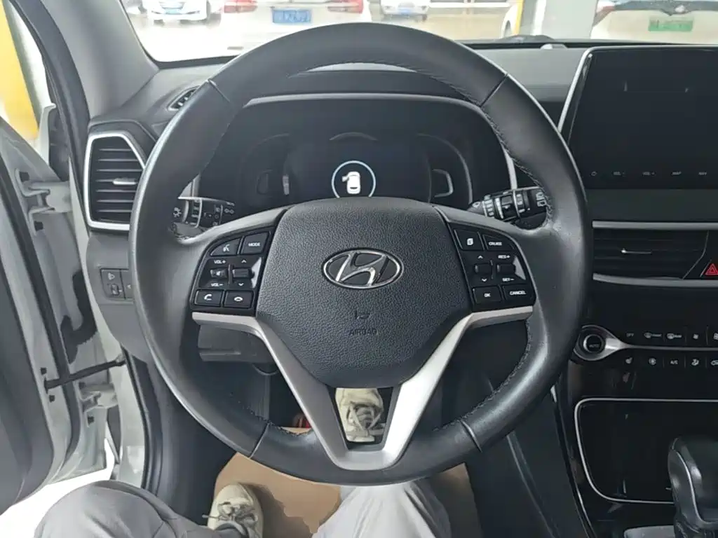 Hyundai Tucson 2020 — фото 11