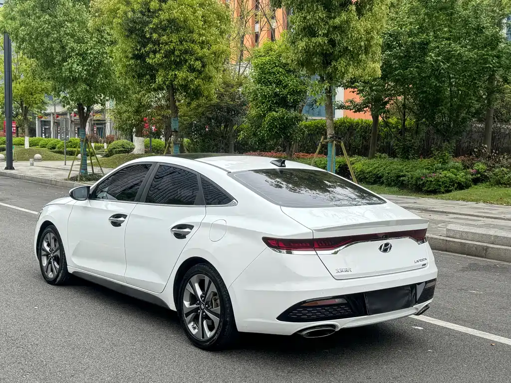 Hyundai Fista 2020 — фото 16