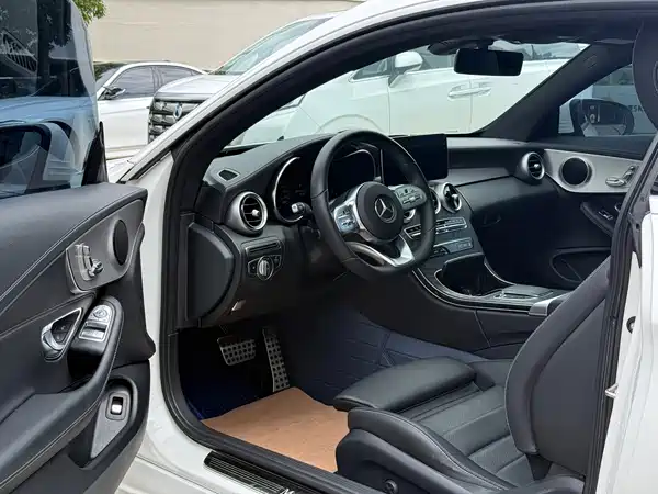 Mercedes-Benz C-Class 2020
