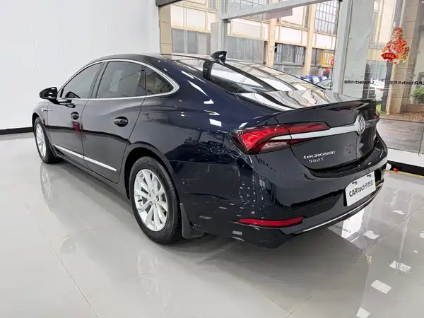 Buick LaCrosse 2022