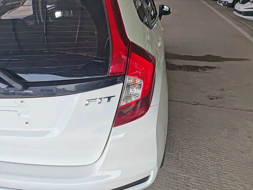Honda Fit 2019 — фото 8