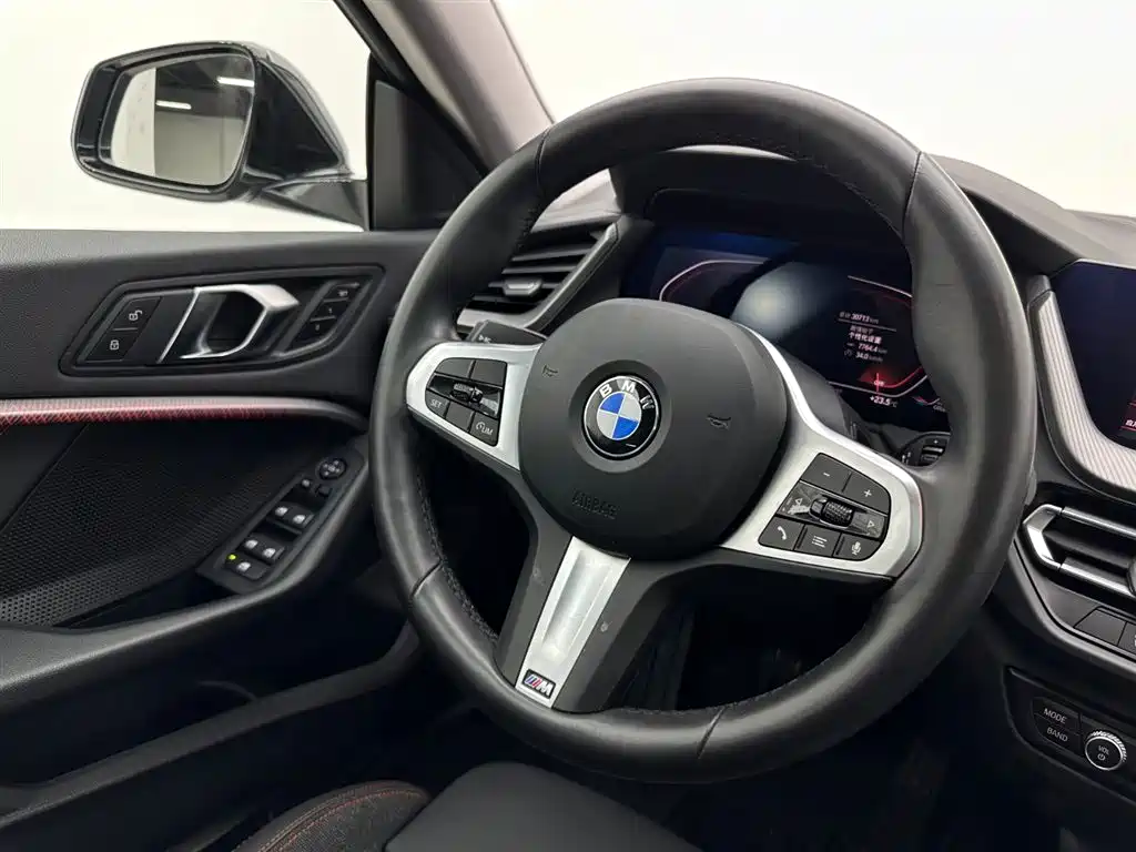 BMW 2 Series 2024 — фото 10