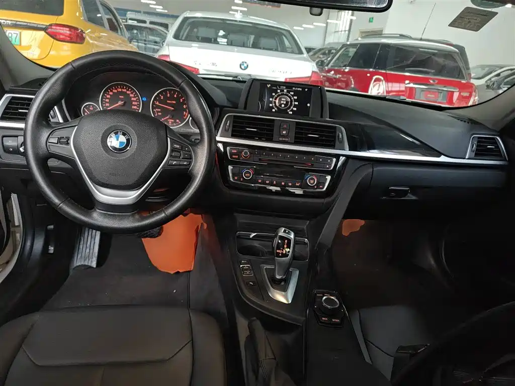 BMW 3 Series 2016 — фото 6