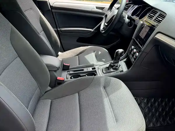 Volkswagen Golf 2020