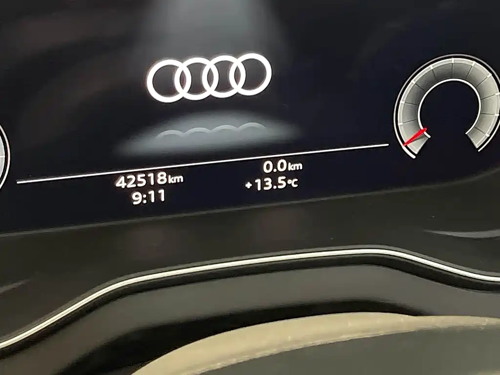 Audi Q5L 2024 — фото 10