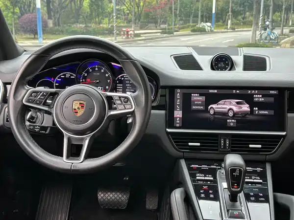 Porsche Cayenne 2019