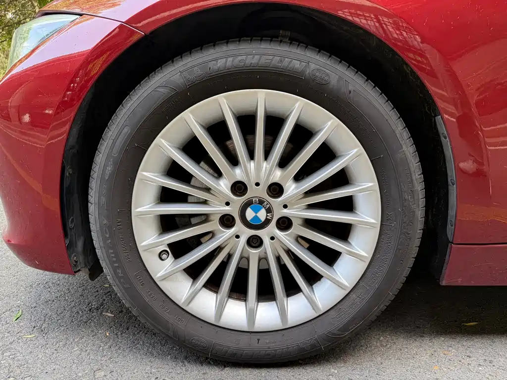 BMW 3 Series 2015 — фото 12