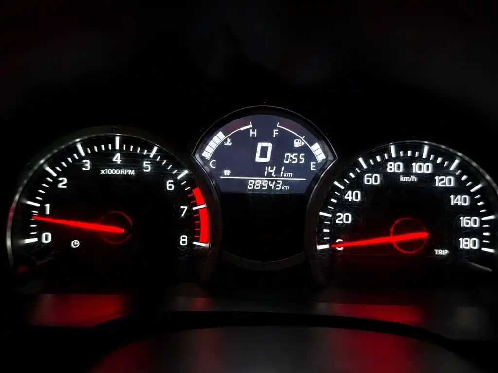 Suzuki Jimny 2018 — фото 16