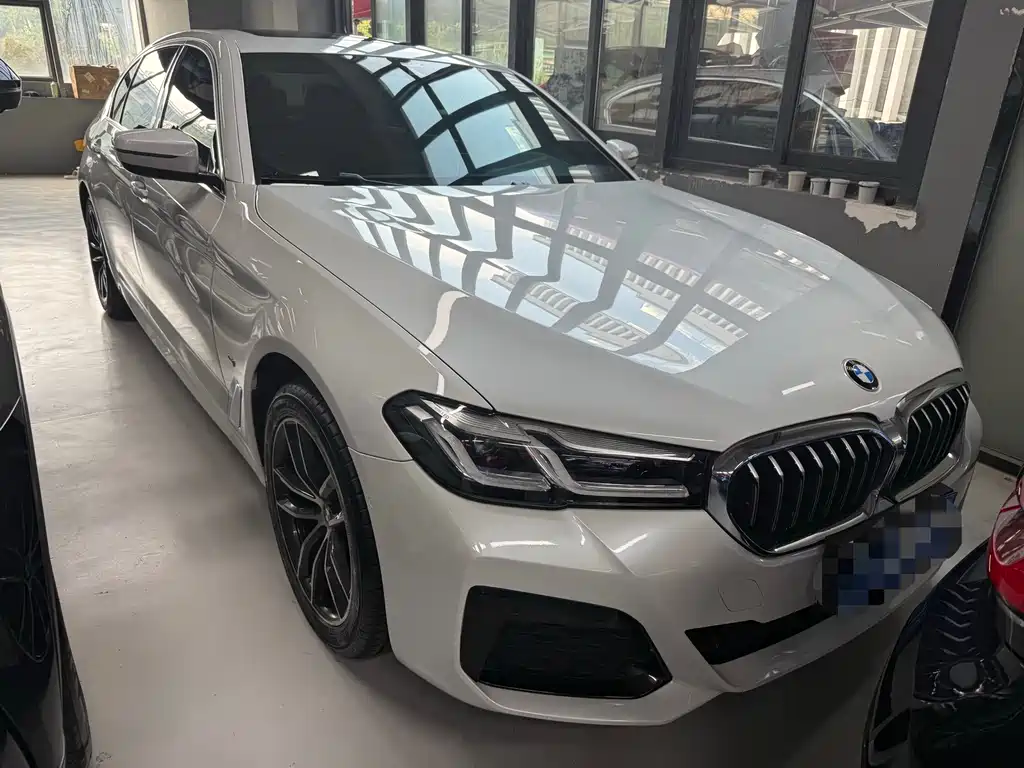BMW 5 Series 2022