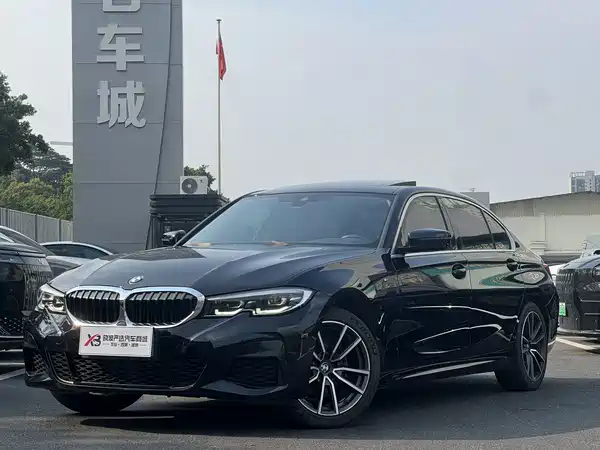 BMW 3 Series 2021
