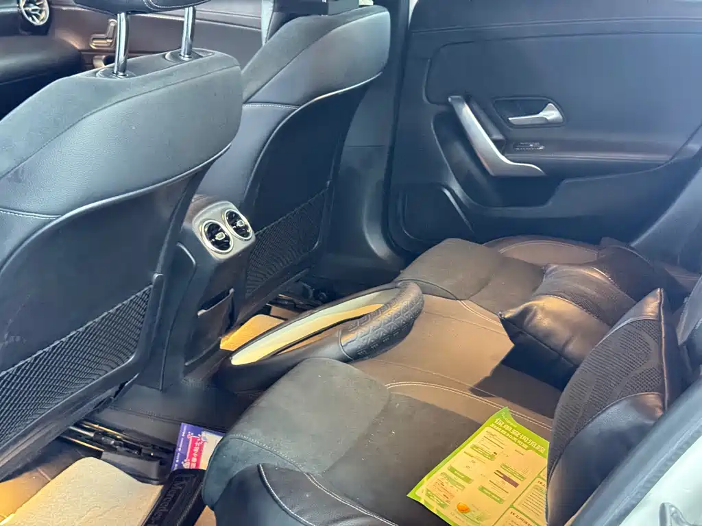 Mercedes-Benz A-Class 2020 — фото 11