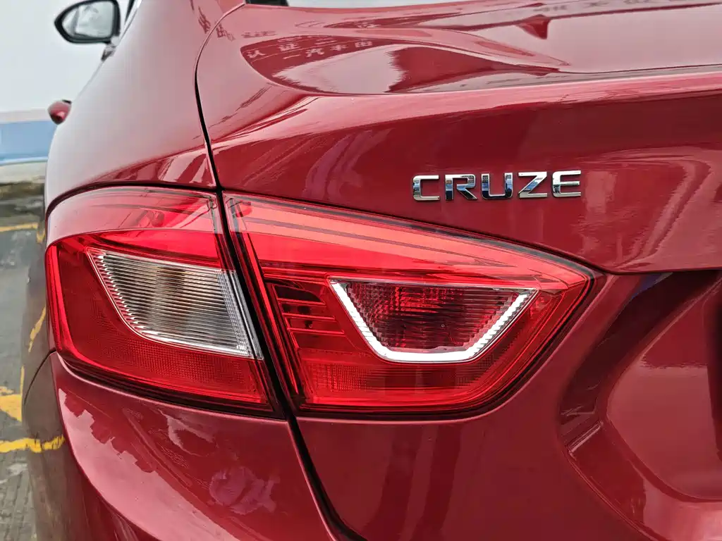 Chevrolet Cruze 2017 — фото 9