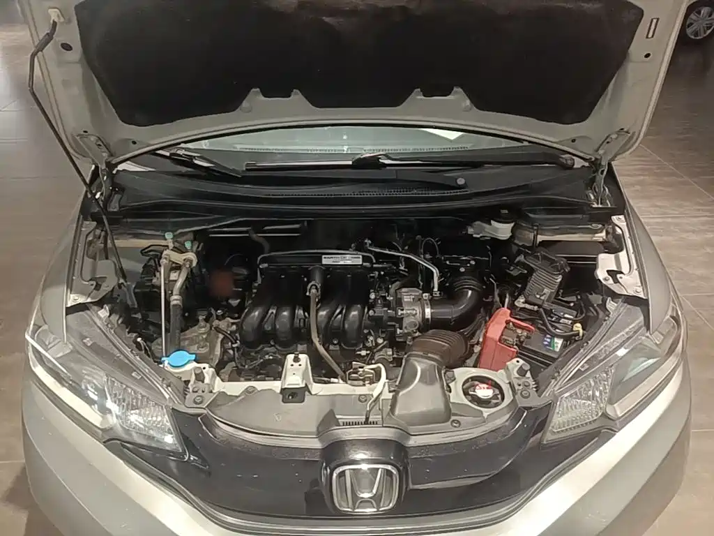 Honda Fit 2017 — фото 20