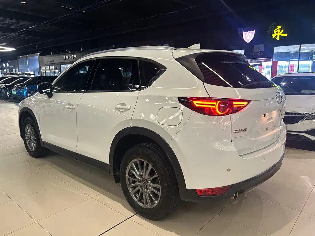 Mazda CX-5 2018 — фото 9