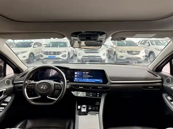 Hyundai Sonata 2022