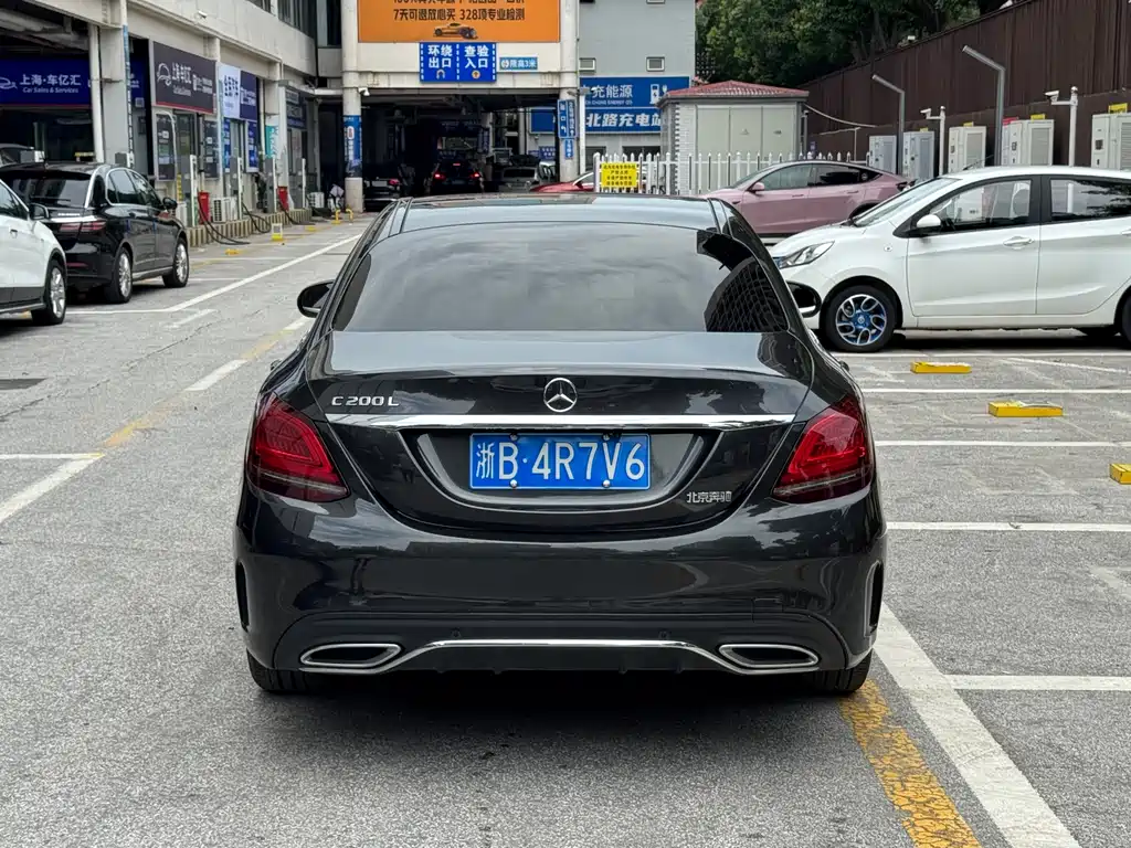 Mercedes-Benz C-Class 2021